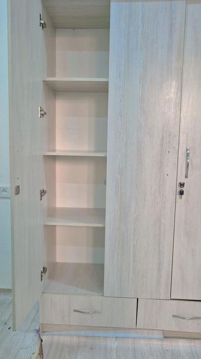 Judayam baquvvat shkaf yengidek sehda turgan shkaf