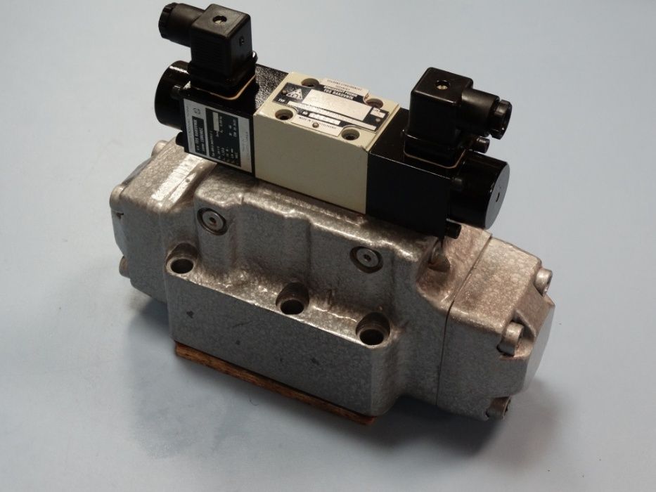 Разпределител хидравличен TOS