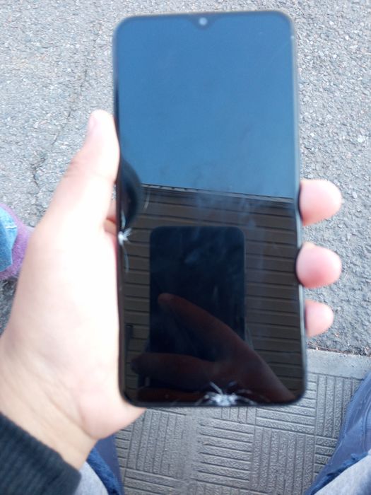 SAMSUNG a20 s с гарантиам