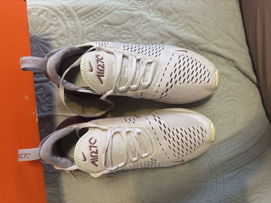 Маратонки Nike Air Max 270