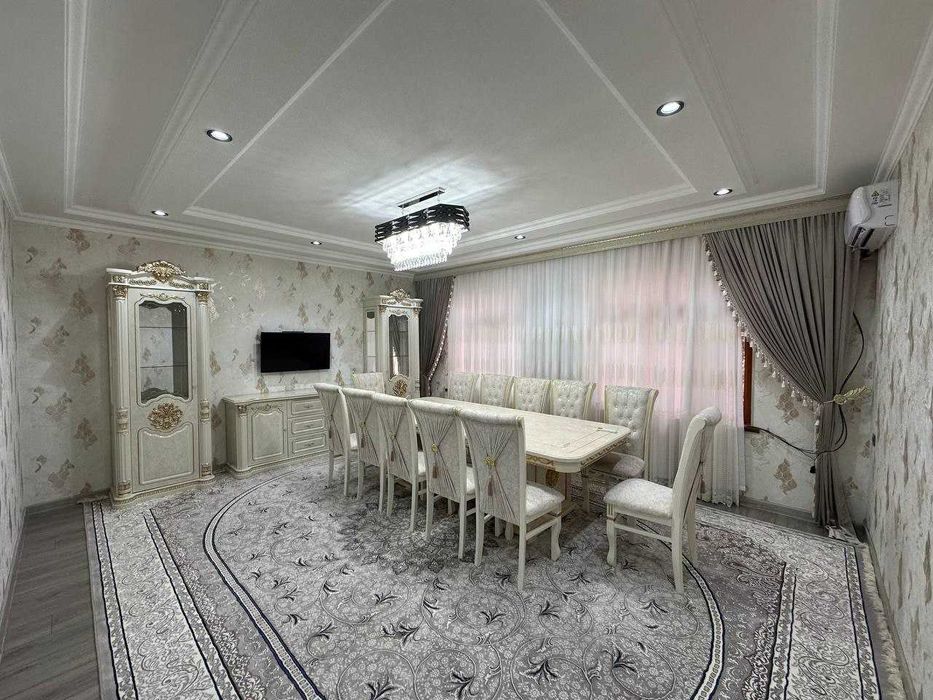 3х комнатная квартира на 4 этаже 94кв/м, в Самарканде