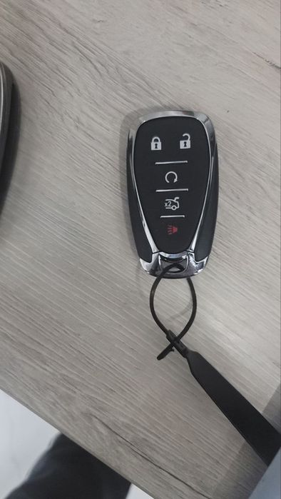 Пульт Chevrolet Malibu, Equinox, Tracker,Monza ключ
