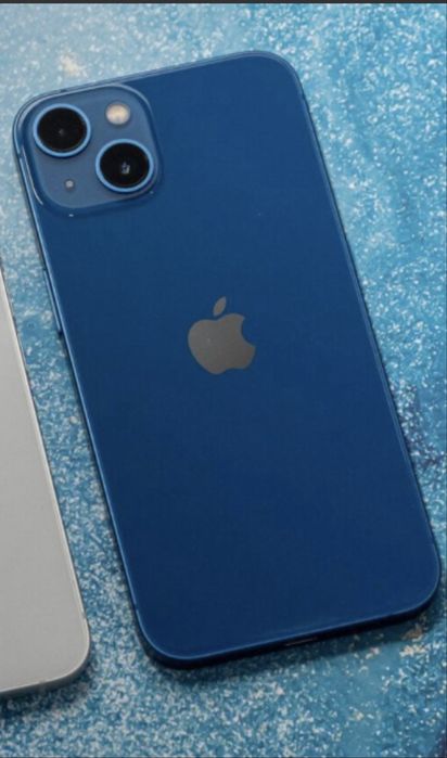Iphone 13 идеалным сост.