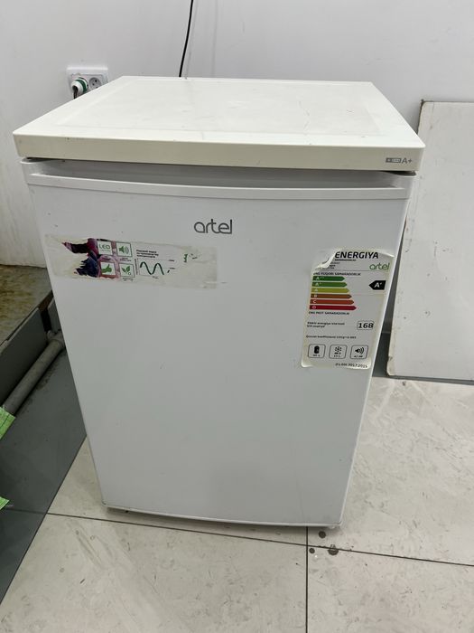 Artel холодильник сотилади