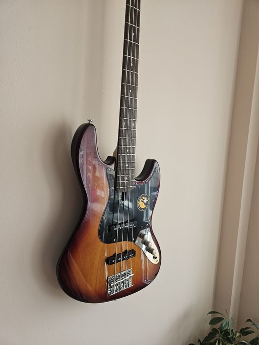 Marcus Miller V3 TS 2nd Gen Chitara Bass