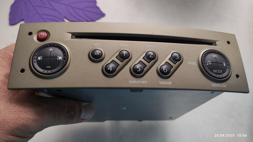 MP3 Player Updata List pt Renault Megane 2