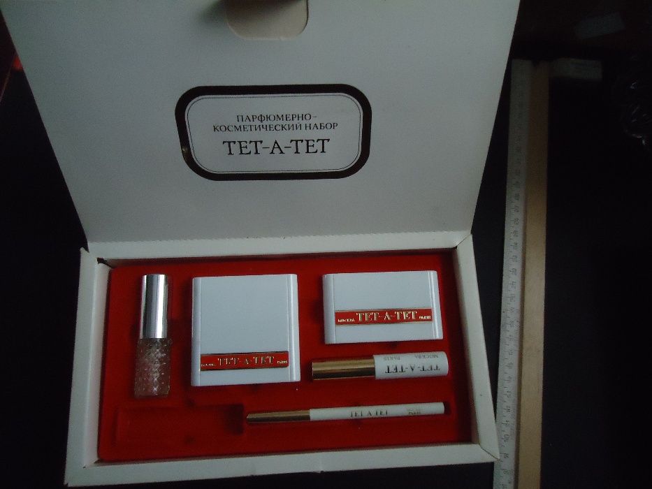 "Тет-а-тет" Подарочный косметический Уникальный Набор Коробка 1987года