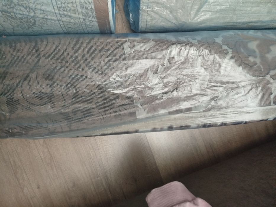 Ковер -палас размер 3х3.в идеальном состоянии