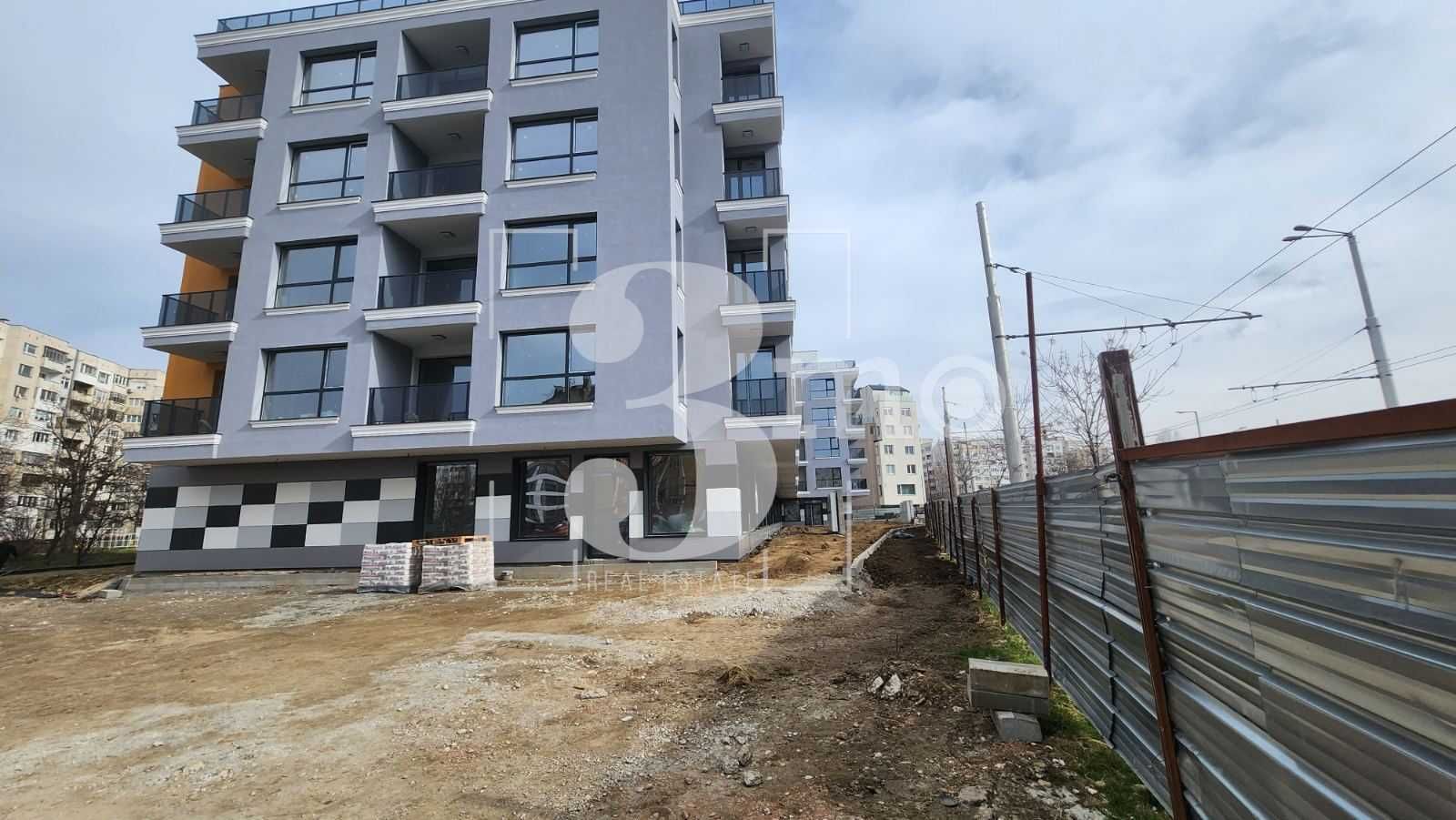 „3mo“ отдава търговски обект под наем, находящ се в ж.к. Дружба 2