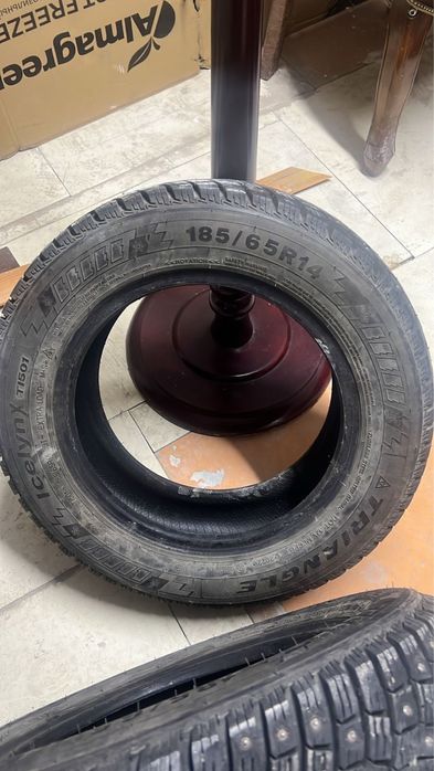 Шина 185/65/14 почти новые
