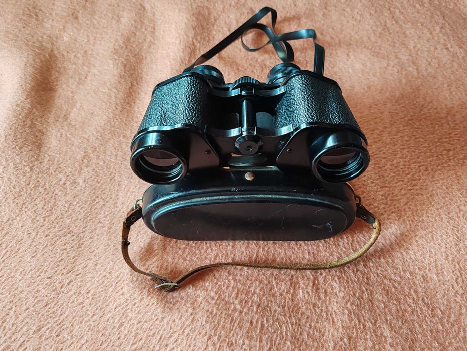 vand binoclu UNIVERSA KRISTALL 8x30 ( made in russia )