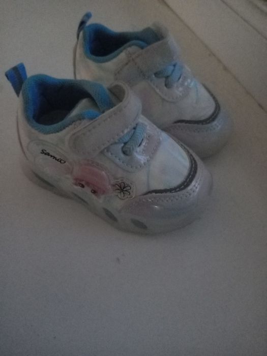 Продам новые детские красрвки за 2000тг