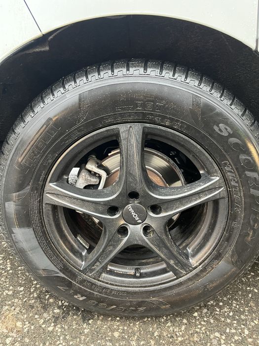 Anvelope 235/65/R17
