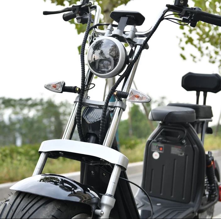 Scuter electric  nou sigilat cu garanție