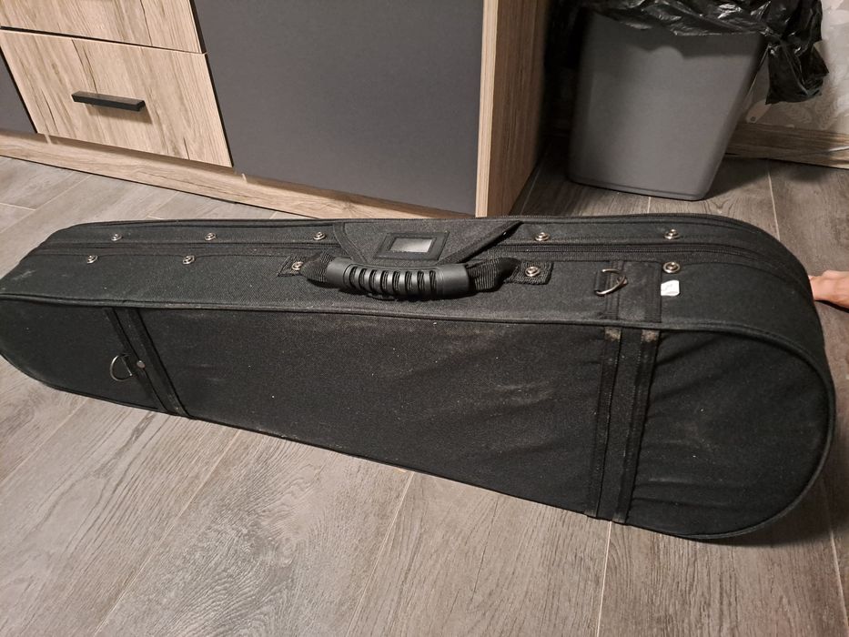 Чисто нова цигулка