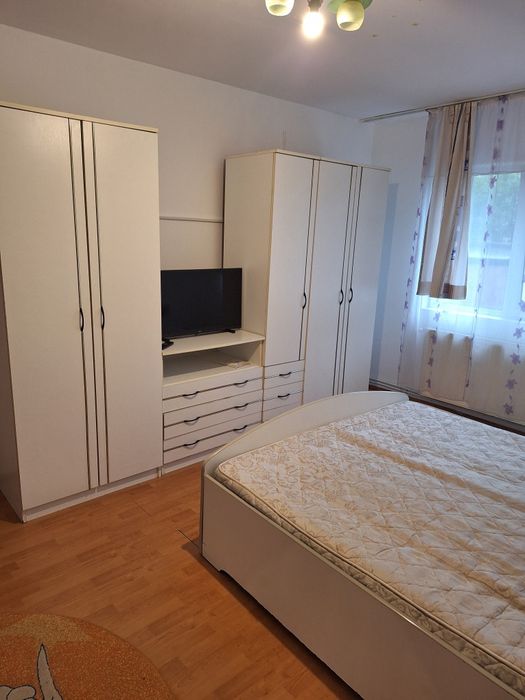 Închiriere apartament 2 camere, etajul 1