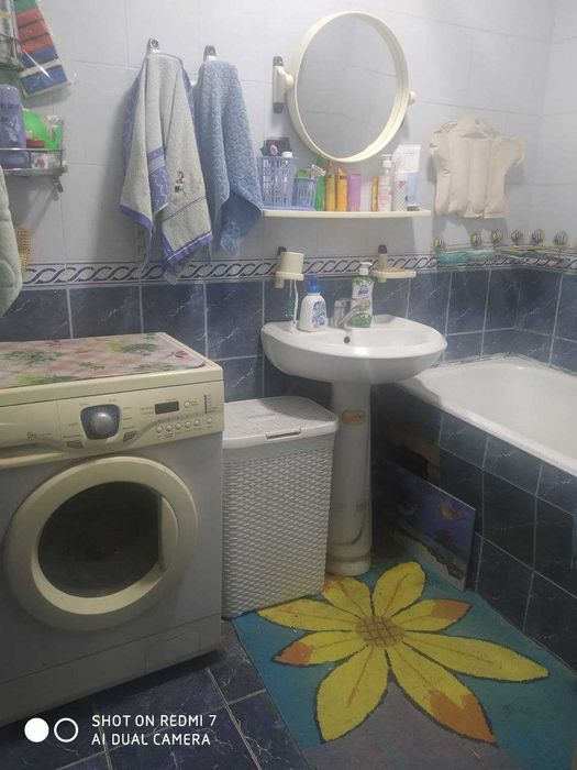 Продаётся 3 ком. квартира Яшнаабадский район
