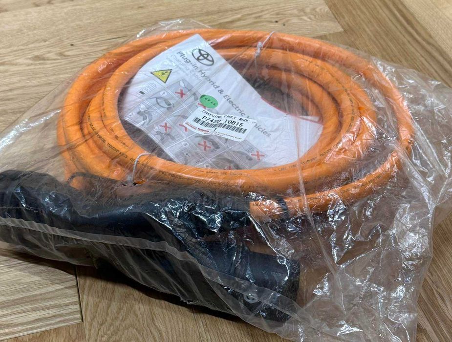 Кабел за зареждане Toyota RAV 4, PLUG-IN