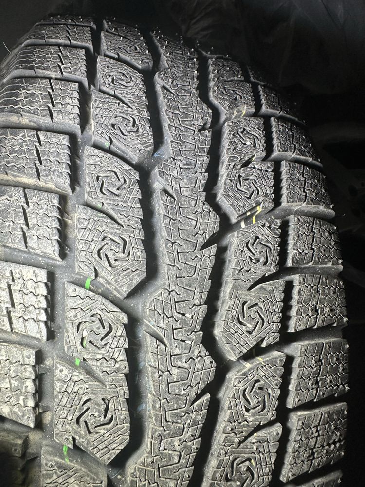 Toyo Observe GSi-6 HP 205/55 R16 94H без шипов