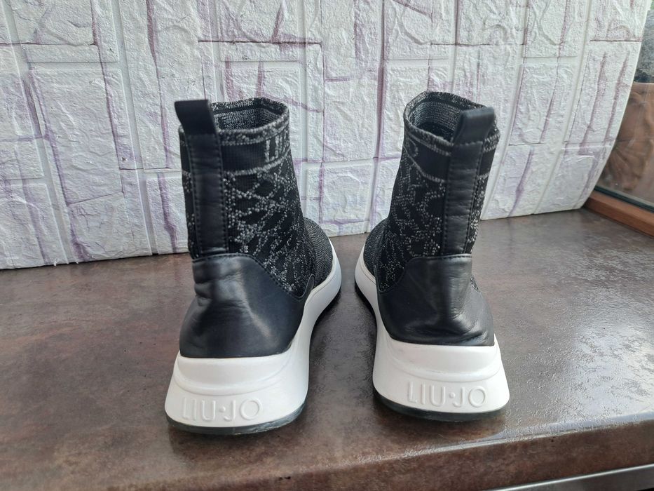 дамски боти,зимни обувки,ботуши Liu Jo номер37