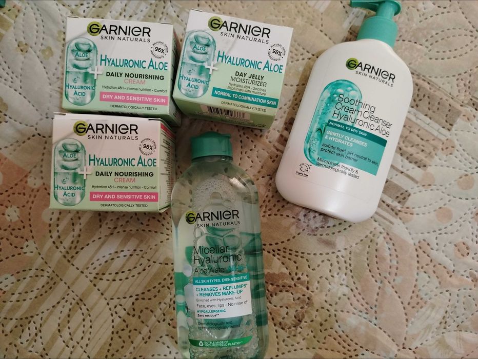 Крем, гел и мицеларна вода Garnier