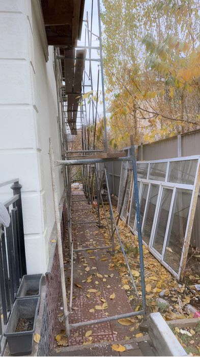 Пластиковые окна, межкомнатные двери бу по символическим ценам