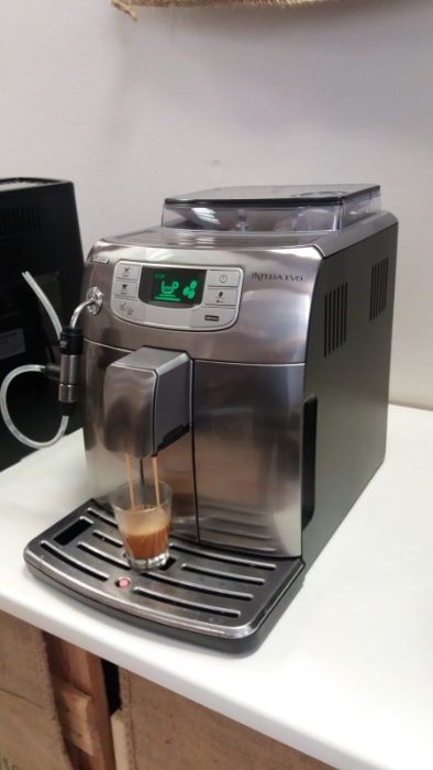 Кафе машини Saeco Intelia