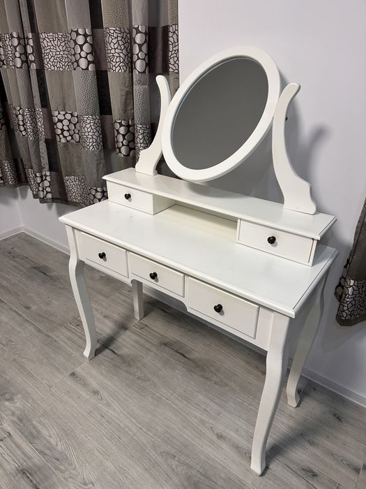 Vand masa de machiaj MALLING cu oglindă albă
