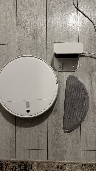 Aspirator Xiaomi Mi Robot Vacuum Mop Essential