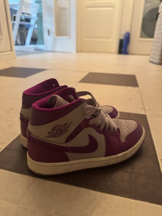 Чисто нов Air Jordan 1 high