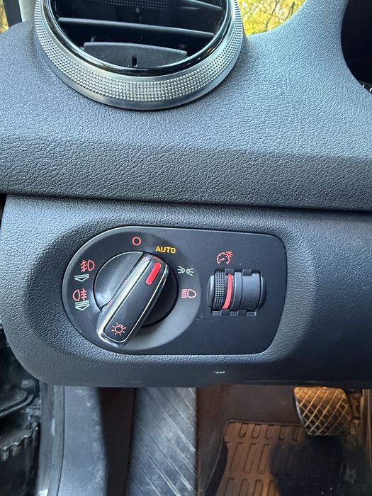 Audi A3 2,0TDI s-tronic bixenon leather