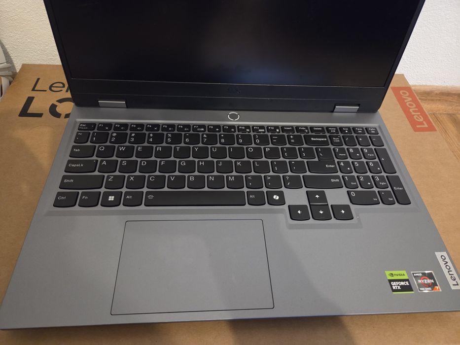 Laptop gaming Lenovo LOQ 15ARP9, 15.6", Full HD, AMD Ryzen 7 7435HS, 1