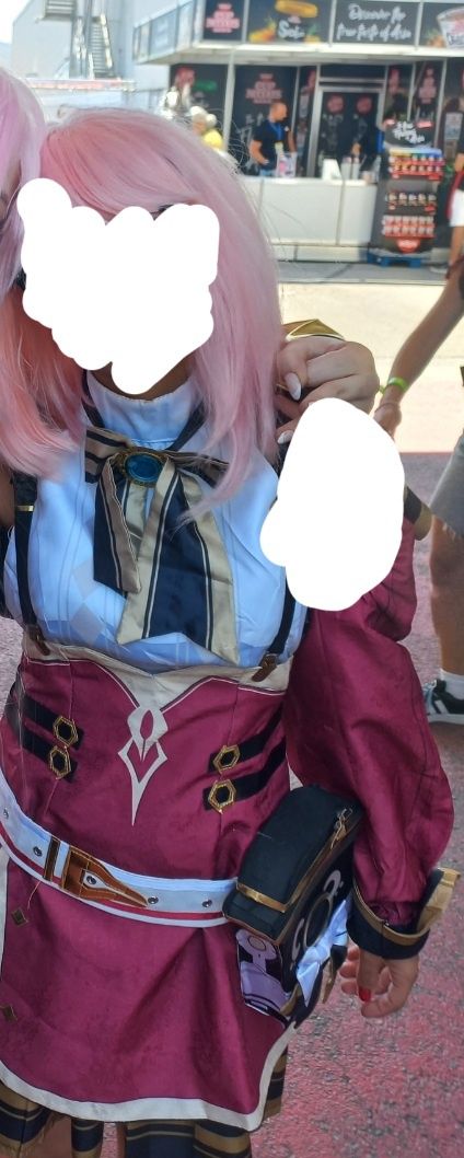 Charlotte Cosplay (Genshin Impact)