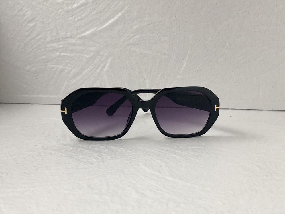 Tom Ford Дамски,Мъжки слънчеви очила правоъгълни TF 5622