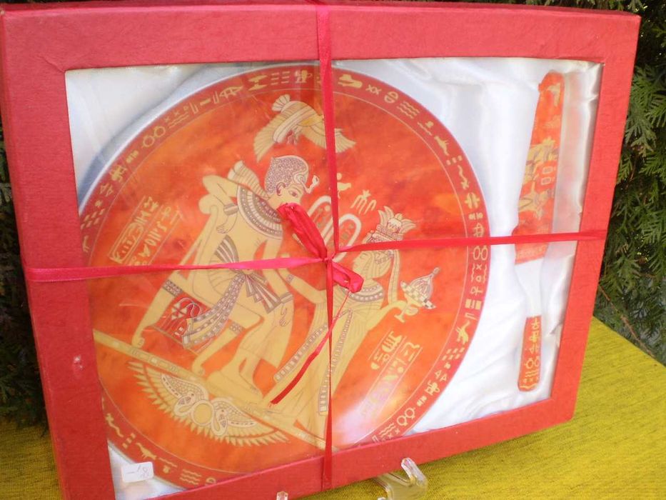 Set platou si paleta pentru servit tort ambalata