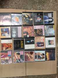 Продавам касети и дискове с музика
