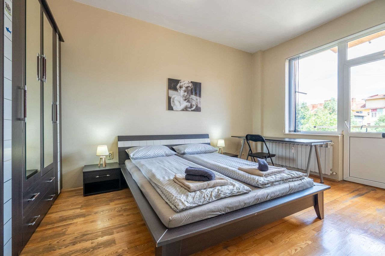 Дава се под наем Тристаен апартамент в София, Сердика - 90 кв.м за 830 € - Снимка #6