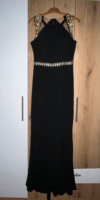 Официална черна рокля