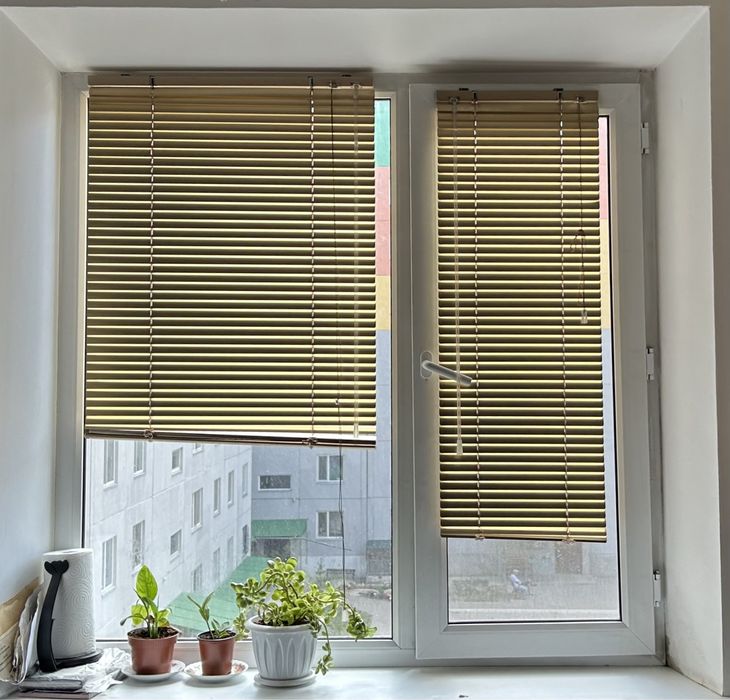 Роллштор металический