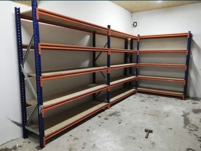 Rafturi metalice profesionale