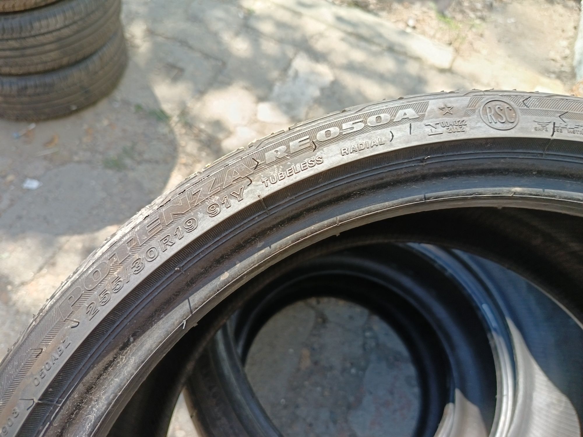 Anvelope vara 225 35 19 bridgestone runflat