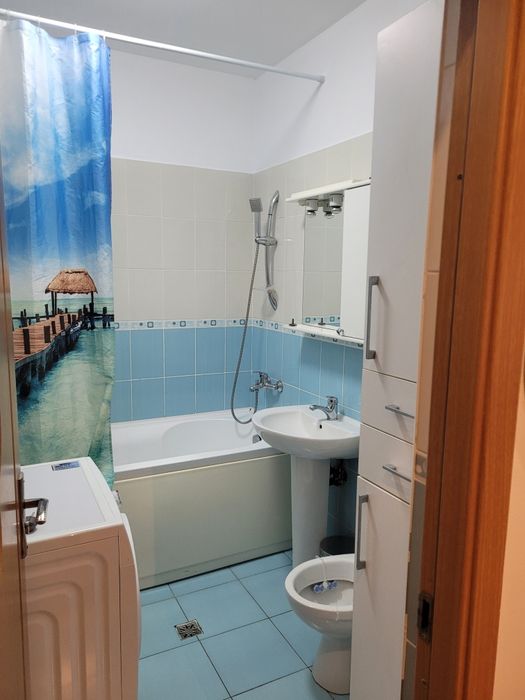 Garsoniera,44 mp.,dec,Gavana,etaj 2/6 cu lift,bloc nou,loc de parcare.
