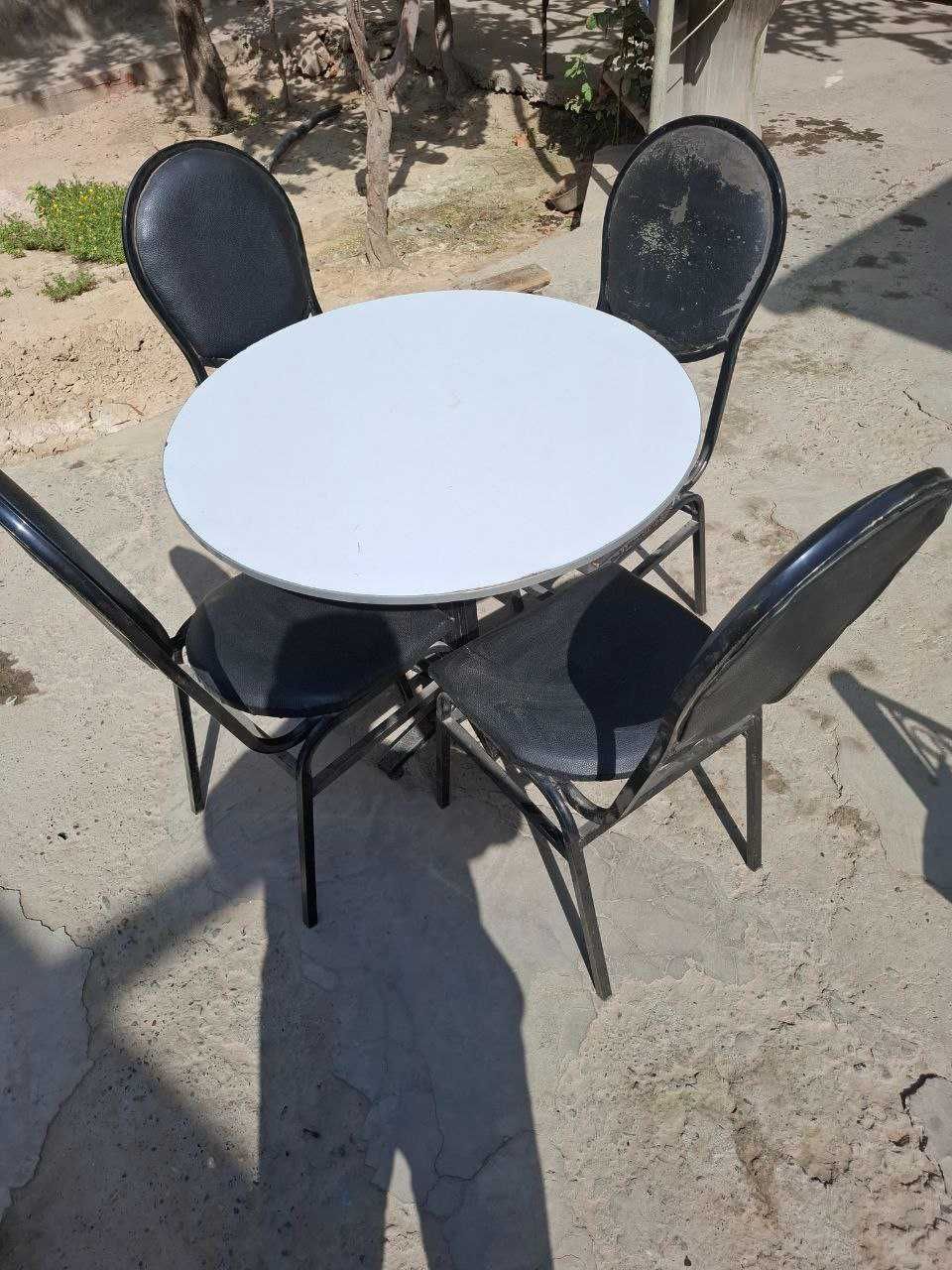 Grill pech, Morozilka, Stol-stullar, Vetrina xolodelnik, Shkaf va Xon