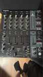 Mixer Behringer DJX-750