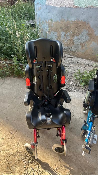 Коляски для детей инвалидов