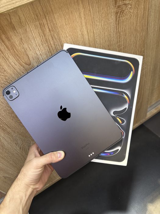 Продаетсая iPad Pro 11 м4. 256 ГБ 5G