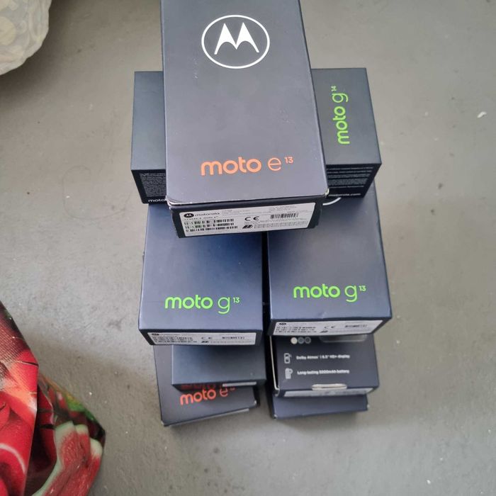 Motorola G13 noi la cutie cu bon