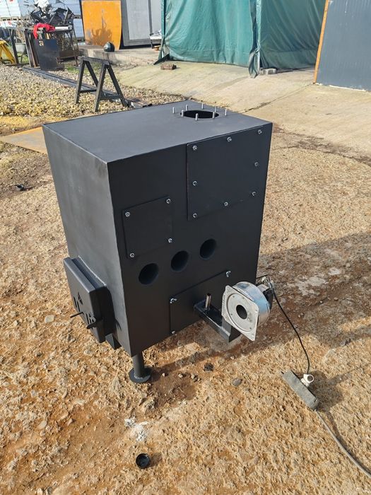 Sobă de atelier pe ulei ars, lemn sau cărbune, completă