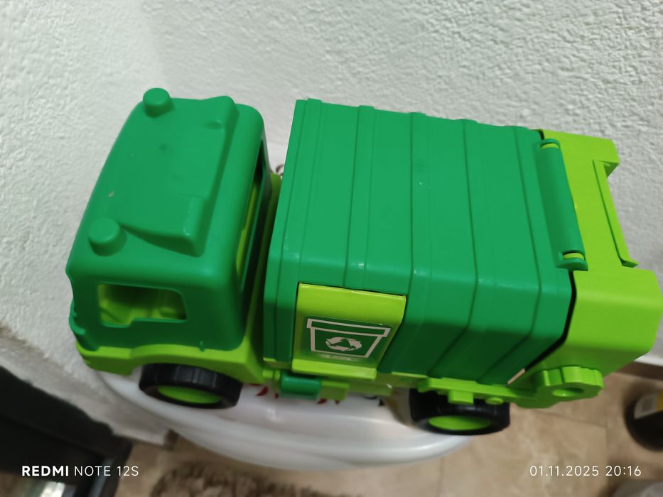 Mașină de gunoi 43 cm