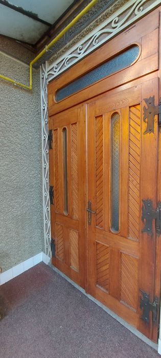 Usa dubla  lemn masiv